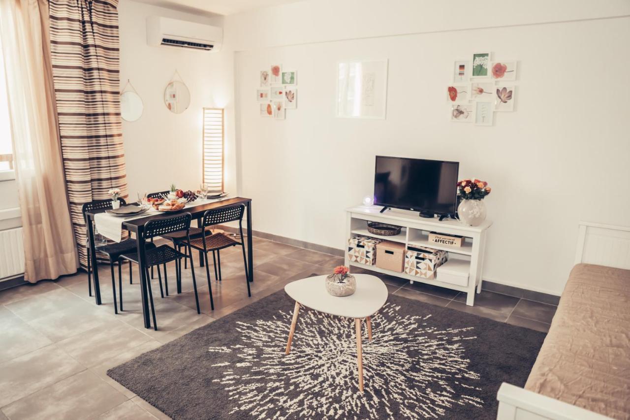 MAGNIFIQUE STUDIO CENTRE VILLE TOULON - Spacieux Climatisation Calme Rare Pas de parking privé stationnement gratuit dans la rue Exterior foto